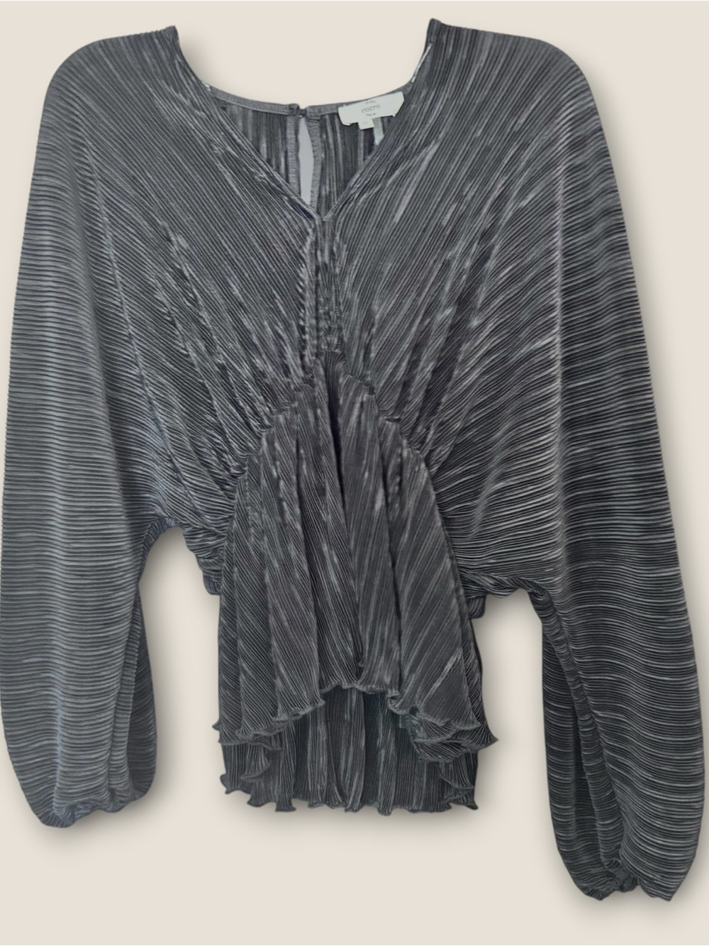 ENTRO by Anthropologie Black Silky Pleated Balloon Sleeve Top Size medium  NWT - Picture 5 of 9